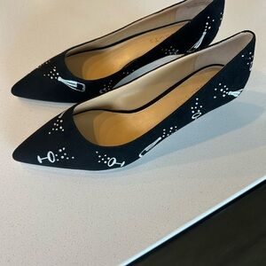 Talbots Festive Black low heel with White Embroidery.